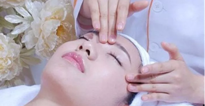 【美容行业营销】企叮咚实战案例，1个月卖出去***张会员卡，一张****元那种