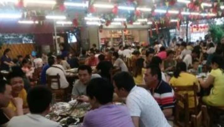 这家农家乐开业第一天引流***人，充值***元！他是怎么做到的