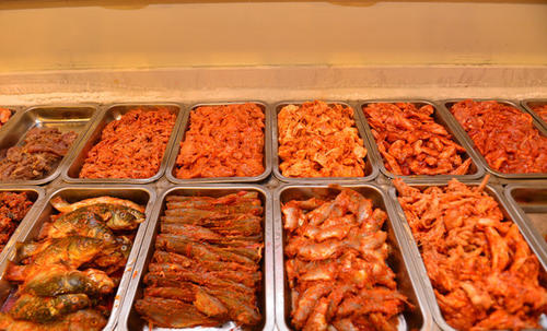 自助烤肉店12天回笼**万资金的秘密！
