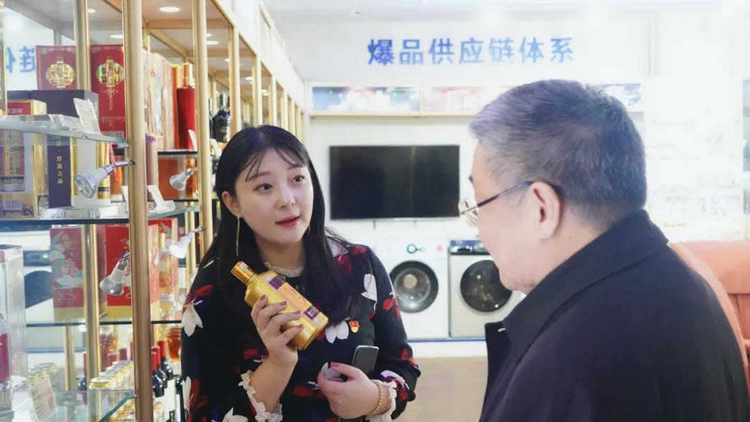 领导参观企叮咚爆品供应链